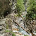 Nyaraló Urlaub Frueher Bei Oma - Alte Schule Hermagor-Pressegger See