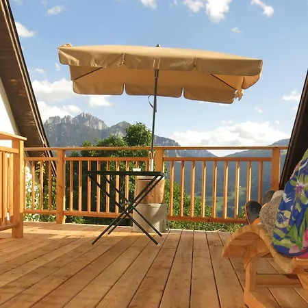Urlaub Frueher Bei Oma - Alte Schule * Hermagor-Pressegger See