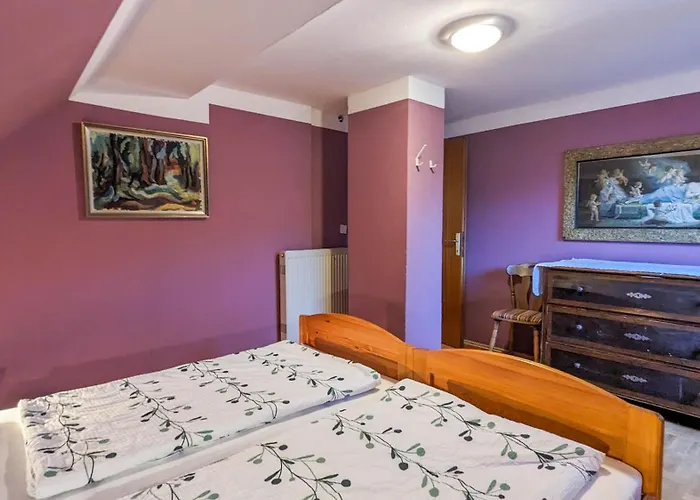 Urlaub Frueher Bei Oma - Alte Schule Nyaraló