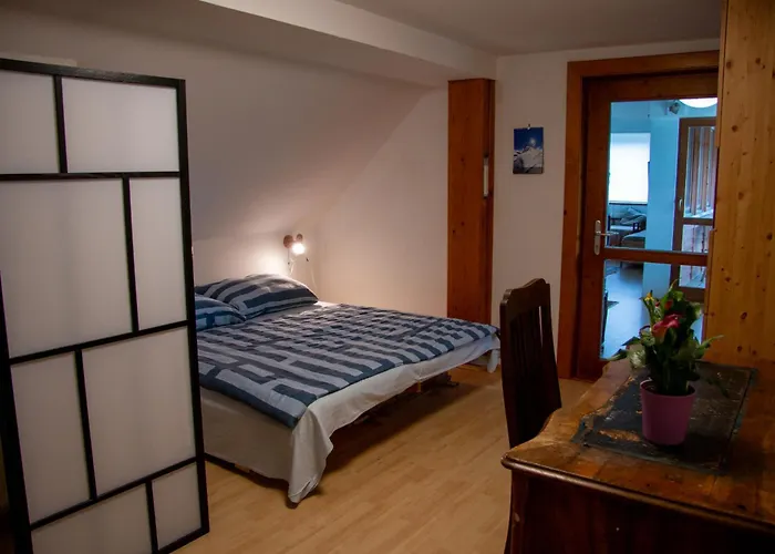 Urlaub Frueher Bei Oma - Alte Schule * Hermagor-Pressegger See