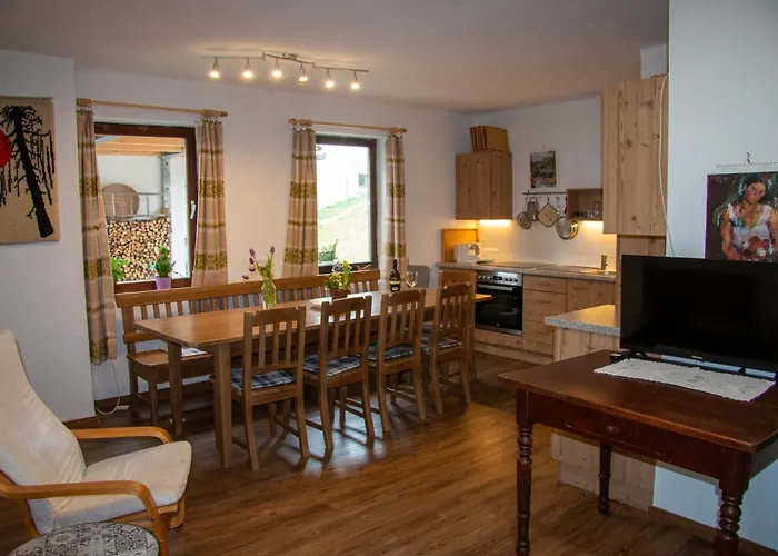 Nyaraló Urlaub Frueher Bei Oma - Alte Schule *